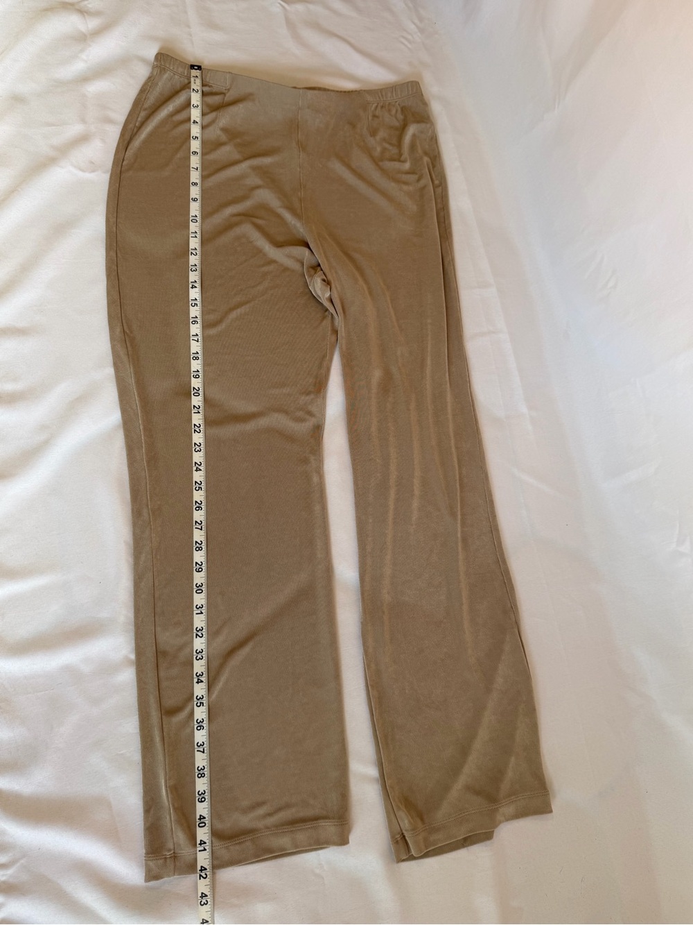Travelers by Chico’s Women's Pull-On Stretch Leggings in Tan